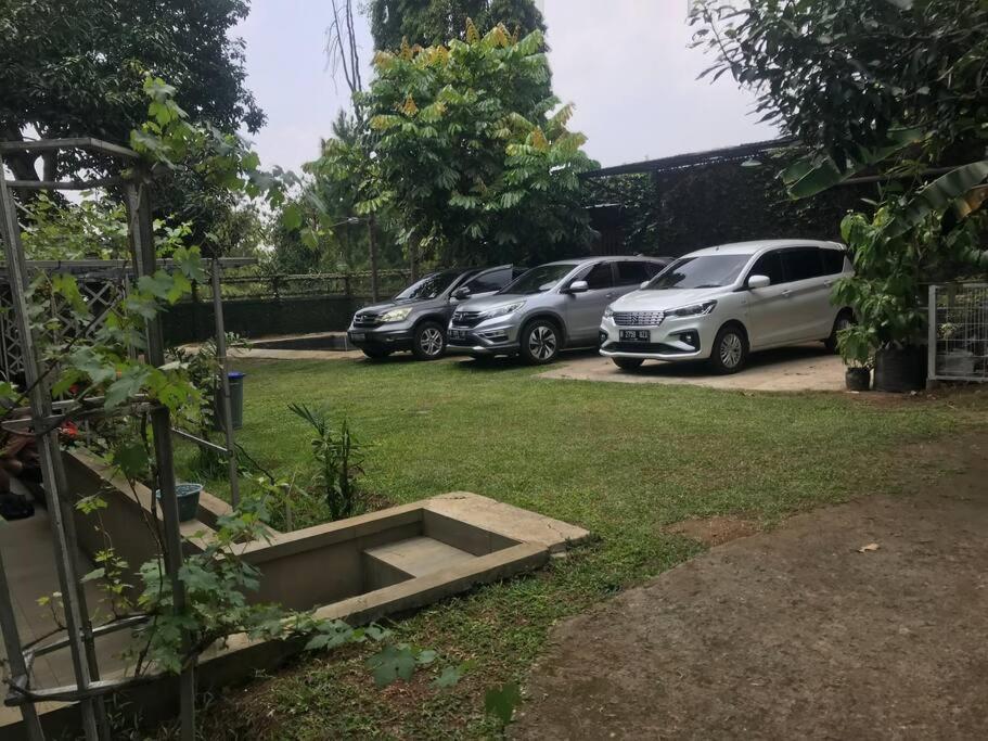 Villa Naumi Bandung Luaran gambar