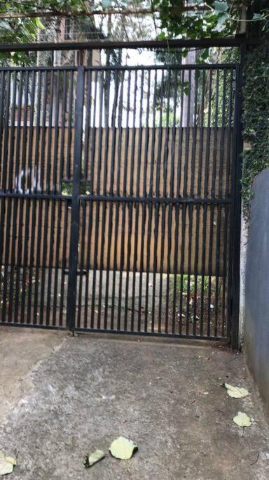 Villa Naumi Bandung Luaran gambar