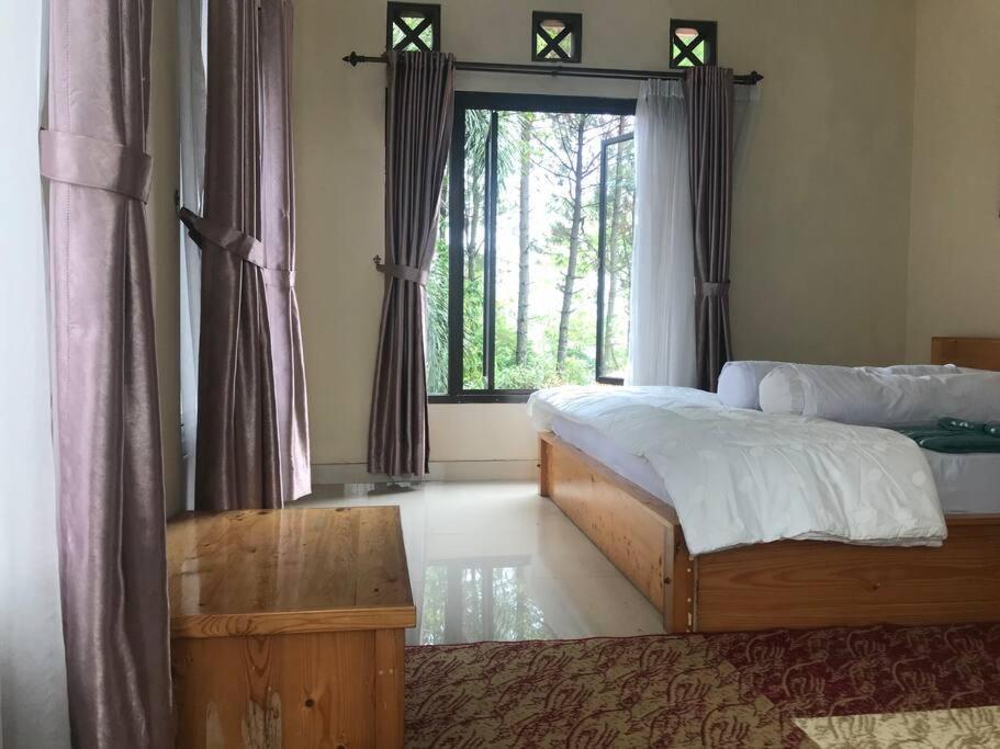 Villa Naumi Bandung Luaran gambar
