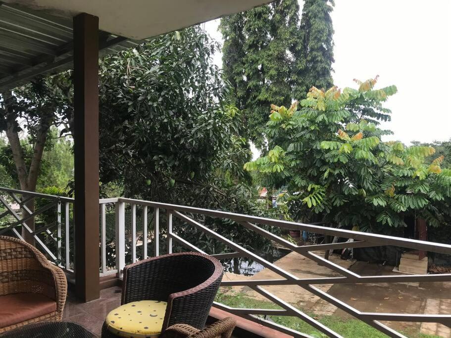 Villa Naumi Bandung Luaran gambar